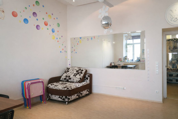 Продам трехкомнатную (3-комн.) квартиру, Шпалерная ул, 38, Санкт-Петербург г