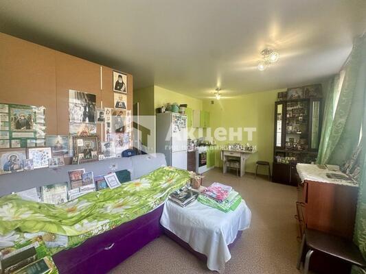 Продам однокомнатную (1-комн.) квартиру, 11, Просторный мкр