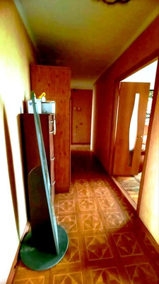 Продам трехкомнатную (3-комн.) квартиру, Пионерская ул, 381, Майкоп г