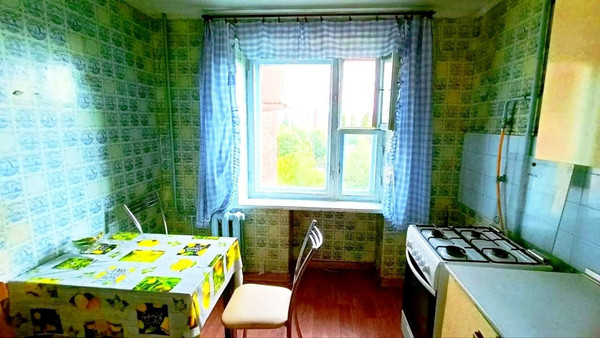 Продам трехкомнатную (3-комн.) квартиру, Пионерская ул, 381, Майкоп г