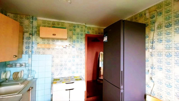 Продам трехкомнатную (3-комн.) квартиру, Пионерская ул, 381, Майкоп г