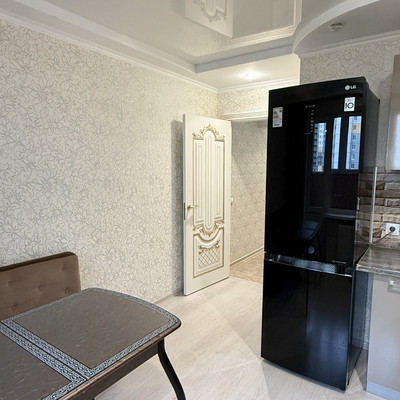 Продам двухкомнатную (2-комн.) квартиру, Современников ул, 11/6к3, Новогорелово п