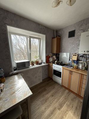 Продам однокомнатную (1-комн.) квартиру, Фёдоровский Ручей ул, 27, Великий Новгород г