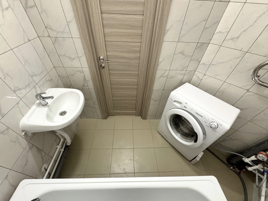 Продам двухкомнатную (2-комн.) квартиру, Ленинский пр-кт, 68, Санкт-Петербург г