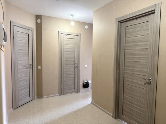 Продам двухкомнатную (2-комн.) квартиру, Ленинский пр-кт, 68, Санкт-Петербург г