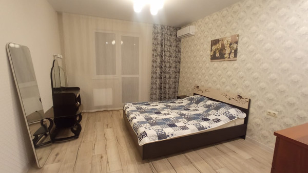 Сдам однокомнатную (1-комн.) квартиру, Куникова ул, 55, Новороссийск г