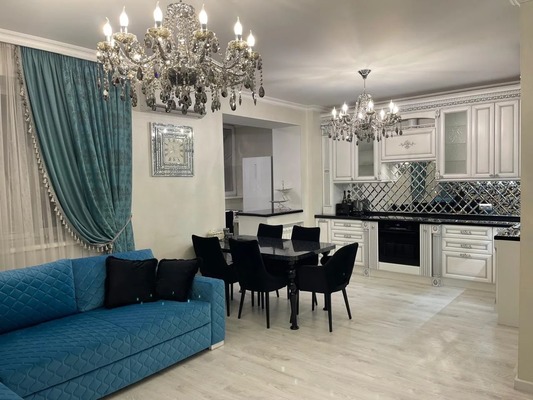 Продам трехкомнатную (3-комн.) квартиру, Колос гск, 25к357, совхоза им. Ленина п