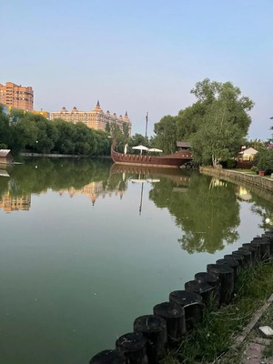 Продам трехкомнатную (3-комн.) квартиру, Колос гск, 25к357, совхоза им. Ленина п