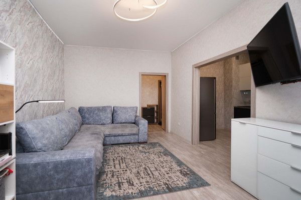 Продам двухкомнатную (2-комн.) квартиру, Ямская ул, 10, Ханты-Мансийск г