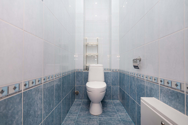 Продам двухкомнатную (2-комн.) квартиру, Ямская ул, 10, Ханты-Мансийск г