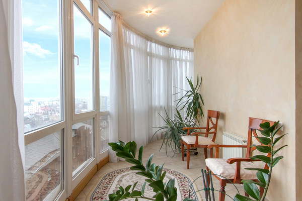 Продам многокомнатную квартиру, 20-летия ВЛКСМ ул, 49, Воронеж г