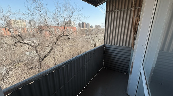 Продам двухкомнатную (2-комн.) квартиру, Николая Островского ул, 61, Астрахань г