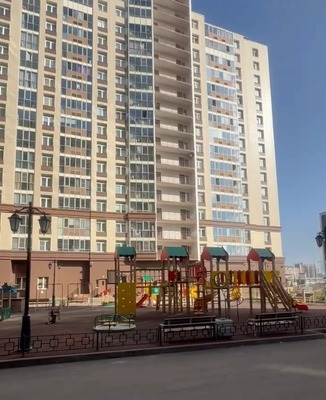 Продам трехкомнатную (3-комн.) квартиру, Маршала Блюхера пр-кт, 9к2, Санкт-Петербург г