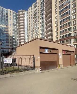 Продам трехкомнатную (3-комн.) квартиру, Маршала Блюхера пр-кт, 9к2, Санкт-Петербург г