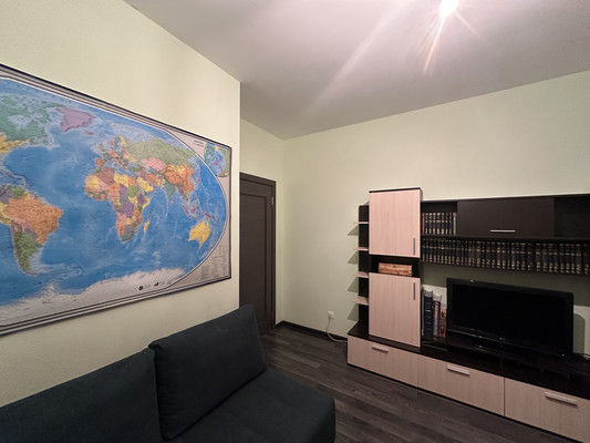 Продам трехкомнатную (3-комн.) квартиру, Маршала Блюхера пр-кт, 9к2, Санкт-Петербург г