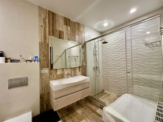 Продам трехкомнатную (3-комн.) квартиру, им. Гаврилова П.М. ул, 27, Краснодар г