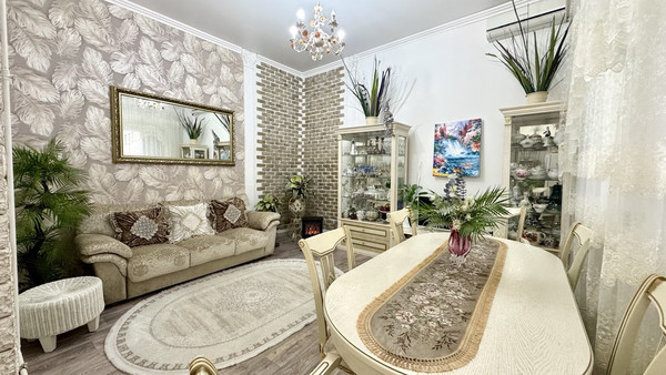 Продам двухкомнатную (2-комн.) квартиру, Максима Горького ул, 33, Астрахань г