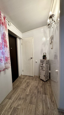 Продам двухкомнатную (2-комн.) квартиру, Максима Горького ул, 33, Астрахань г