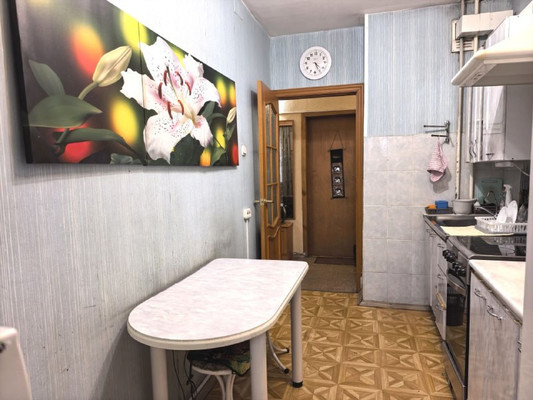 Продам двухкомнатную (2-комн.) квартиру, Советская ул, 176/189, Иркутск г