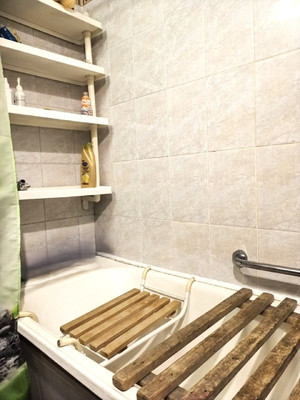 Продам двухкомнатную (2-комн.) квартиру, Советская ул, 176/189, Иркутск г