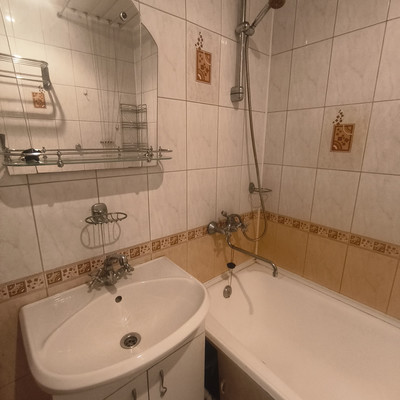 Продам двухкомнатную (2-комн.) квартиру, Маршала Новикова ул, 8к1, Санкт-Петербург г