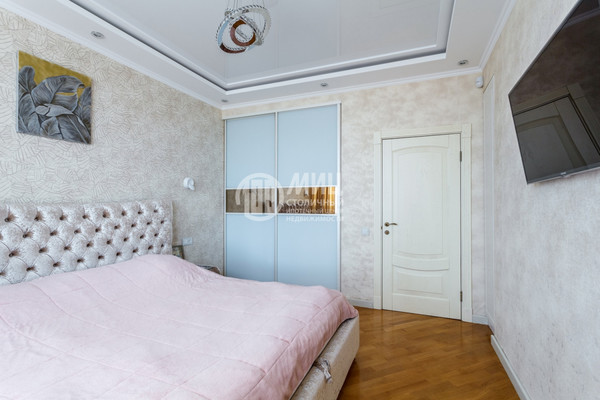 Продам трехкомнатную (3-комн.) квартиру, 2, Рузино д