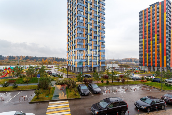 Продам трехкомнатную (3-комн.) квартиру, 2, Рузино д