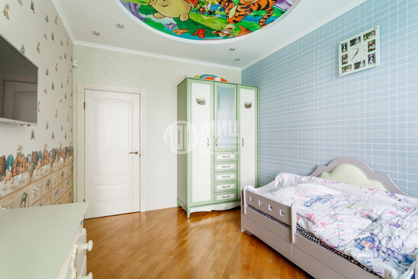 Продам трехкомнатную (3-комн.) квартиру, 2, Рузино д