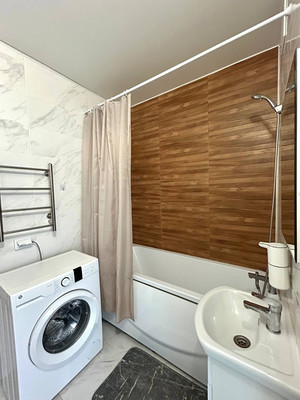 Продам однокомнатную (1-комн.) квартиру, Чайная ул, 2, Бугры п