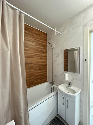 Продам однокомнатную (1-комн.) квартиру, Чайная ул, 2, Бугры п