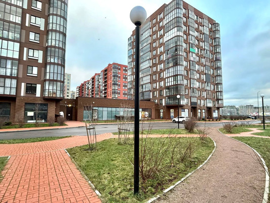 Продам однокомнатную (1-комн.) квартиру, Чайная ул, 2, Бугры п