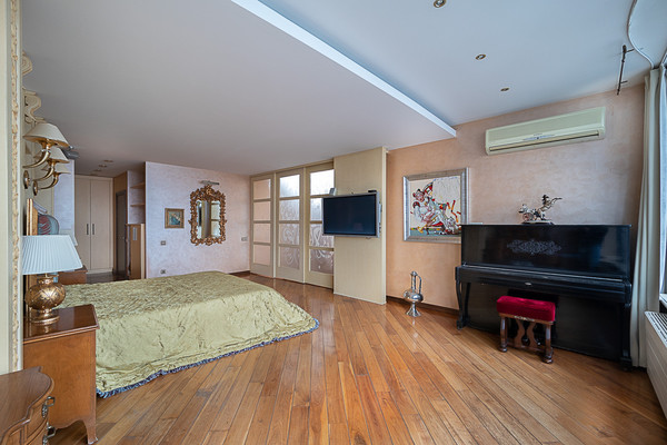 Продам двухкомнатную (2-комн.) квартиру, Воронцовские Пруды ул, 3, Москва г