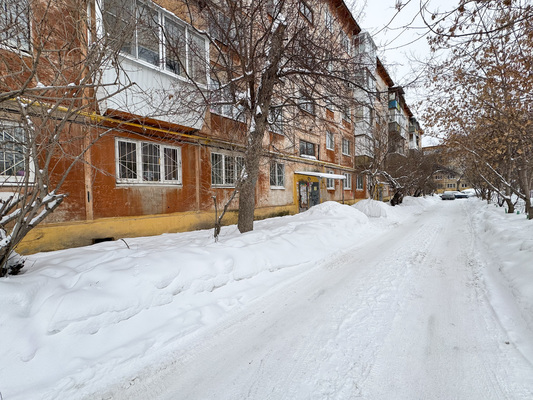 Продам трехкомнатную (3-комн.) квартиру, Победы ул, 30, Екатеринбург г