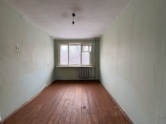 Продам трехкомнатную (3-комн.) квартиру, Победы ул, 30, Екатеринбург г