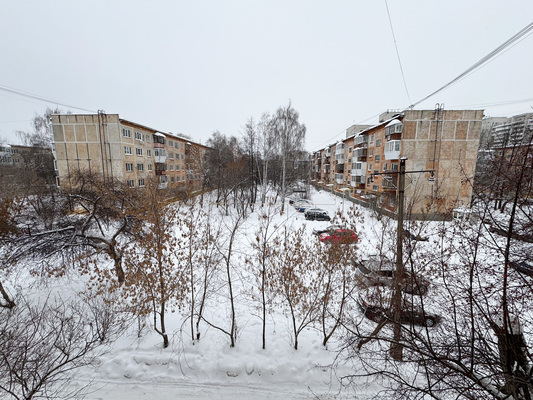 Продам трехкомнатную (3-комн.) квартиру, Победы ул, 30, Екатеринбург г