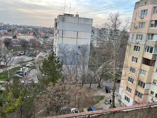 Продам трехкомнатную (3-комн.) квартиру, Куйбышева ул, 29, Симферополь г