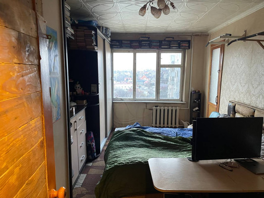 Продам трехкомнатную (3-комн.) квартиру, Куйбышева ул, 29, Симферополь г