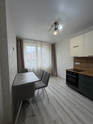 Сдам двухкомнатную (2-комн.) квартиру, Западный Обход ул, 39/2к7, Краснодар г