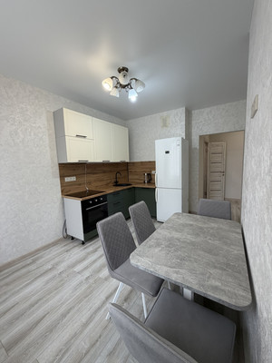 Сдам двухкомнатную (2-комн.) квартиру, Западный Обход ул, 39/2к7, Краснодар г