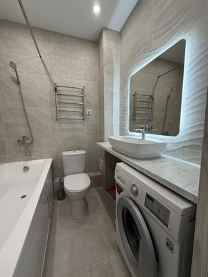 Сдам двухкомнатную (2-комн.) квартиру, Западный Обход ул, 39/2к7, Краснодар г