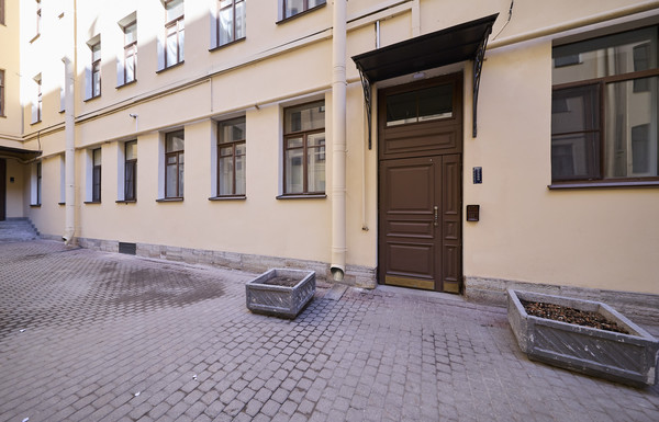 Продам комнату в 3-комн. квартире, Невский пр-кт, 119А, Санкт-Петербург г