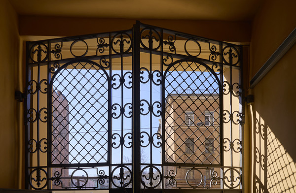 Продам комнату в 3-комн. квартире, Невский пр-кт, 119А, Санкт-Петербург г