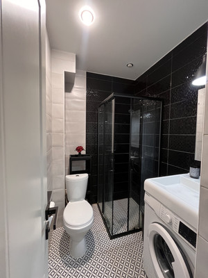 Продам двухкомнатную (2-комн.) квартиру, Ленинский пр-кт, 151, Калининград г