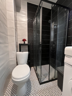 Продам двухкомнатную (2-комн.) квартиру, Ленинский пр-кт, 151, Калининград г