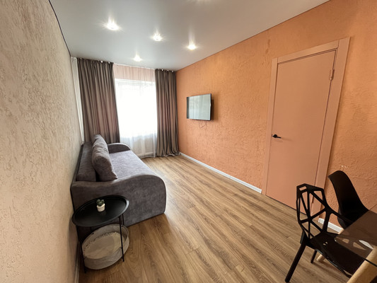 Продам двухкомнатную (2-комн.) квартиру, Ленинский пр-кт, 151, Калининград г