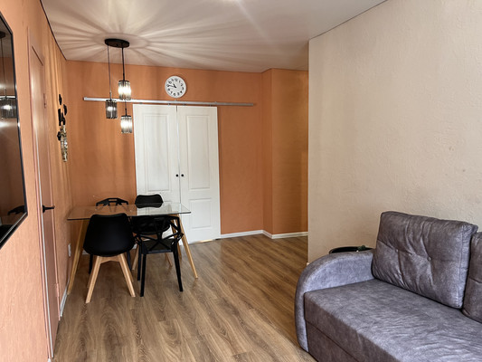 Продам двухкомнатную (2-комн.) квартиру, Ленинский пр-кт, 151, Калининград г