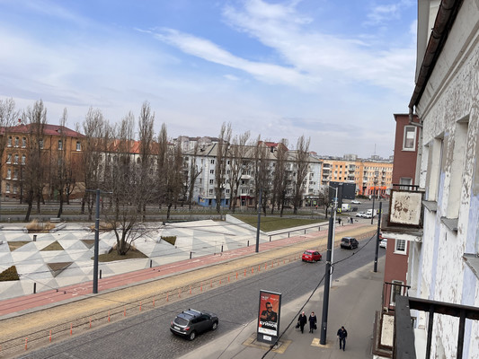 Продам двухкомнатную (2-комн.) квартиру, Ленинский пр-кт, 151, Калининград г