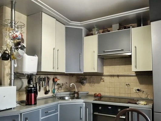 Продам трехкомнатную (3-комн.) квартиру, Дружбы ул, 1а, Чехов г