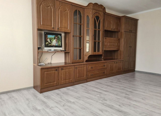 Продам однокомнатную (1-комн.) квартиру, Сочинская ул, 4, Симферополь г