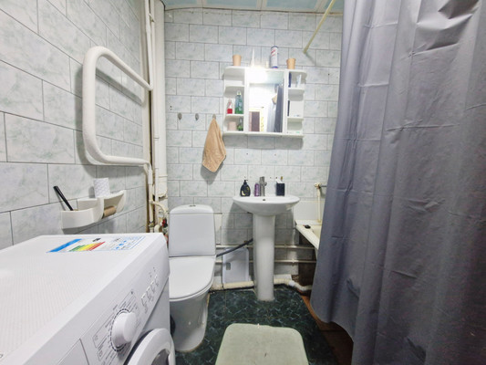 Продам однокомнатную (1-комн.) квартиру, Непомнящего ул, 87, Ишим г